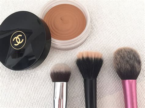 chanel bellezza|chanel bronzing brush.